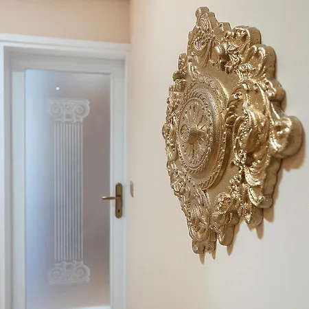 Апартаменты Augustus Forum View