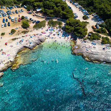 Augustus Forum View * Пула