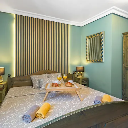 아파트 Augustus Forum View 풀라