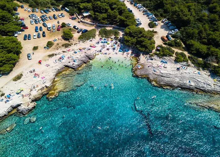 Augustus Forum View * Pula