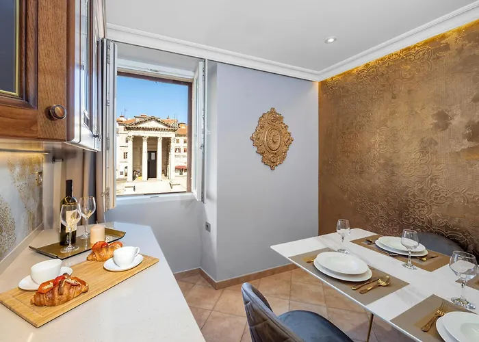 Augustus Forum View Apartman
