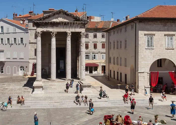 Augustus Forum View * Pula
